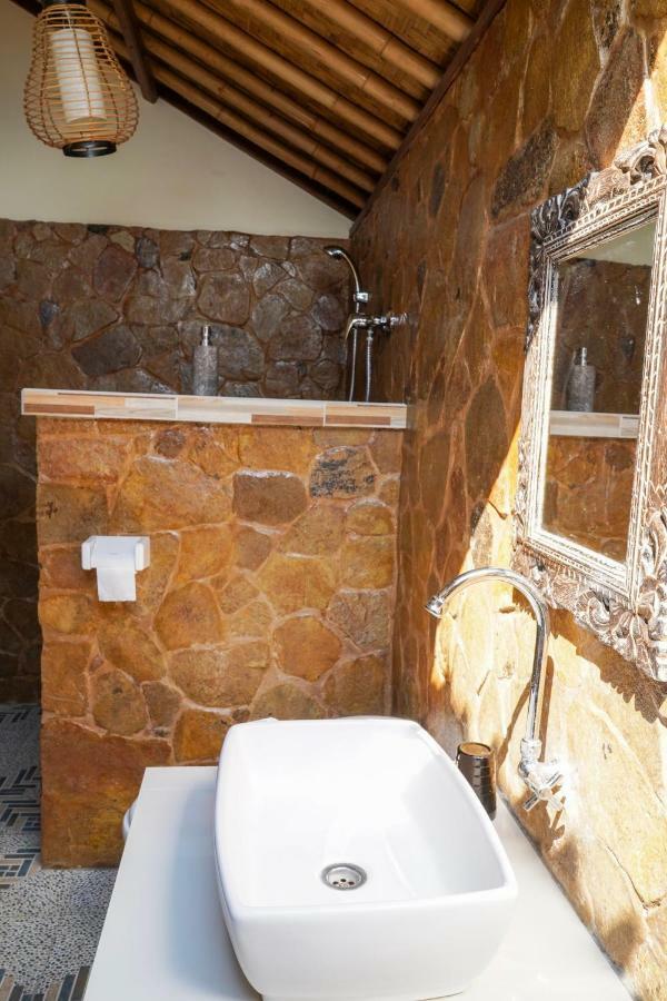 Bamboo Bali Hill Bungalows Amed  Ngoại thất bức ảnh